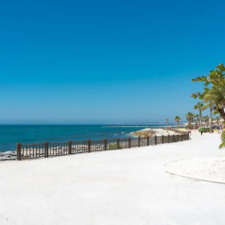 Floor * Benalmádena